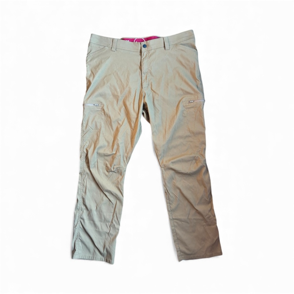 Men's Tan Wrangler Outdoor Performance Cargo Pants 40/30